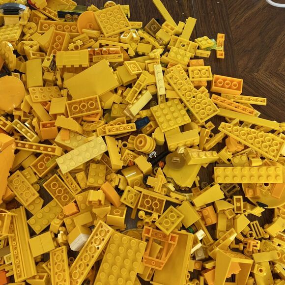 Lego Lot 2+ Pounds Yellow Parts Pieces Plates Bricks Minecraft City Star Wars - Picture 11 of 16